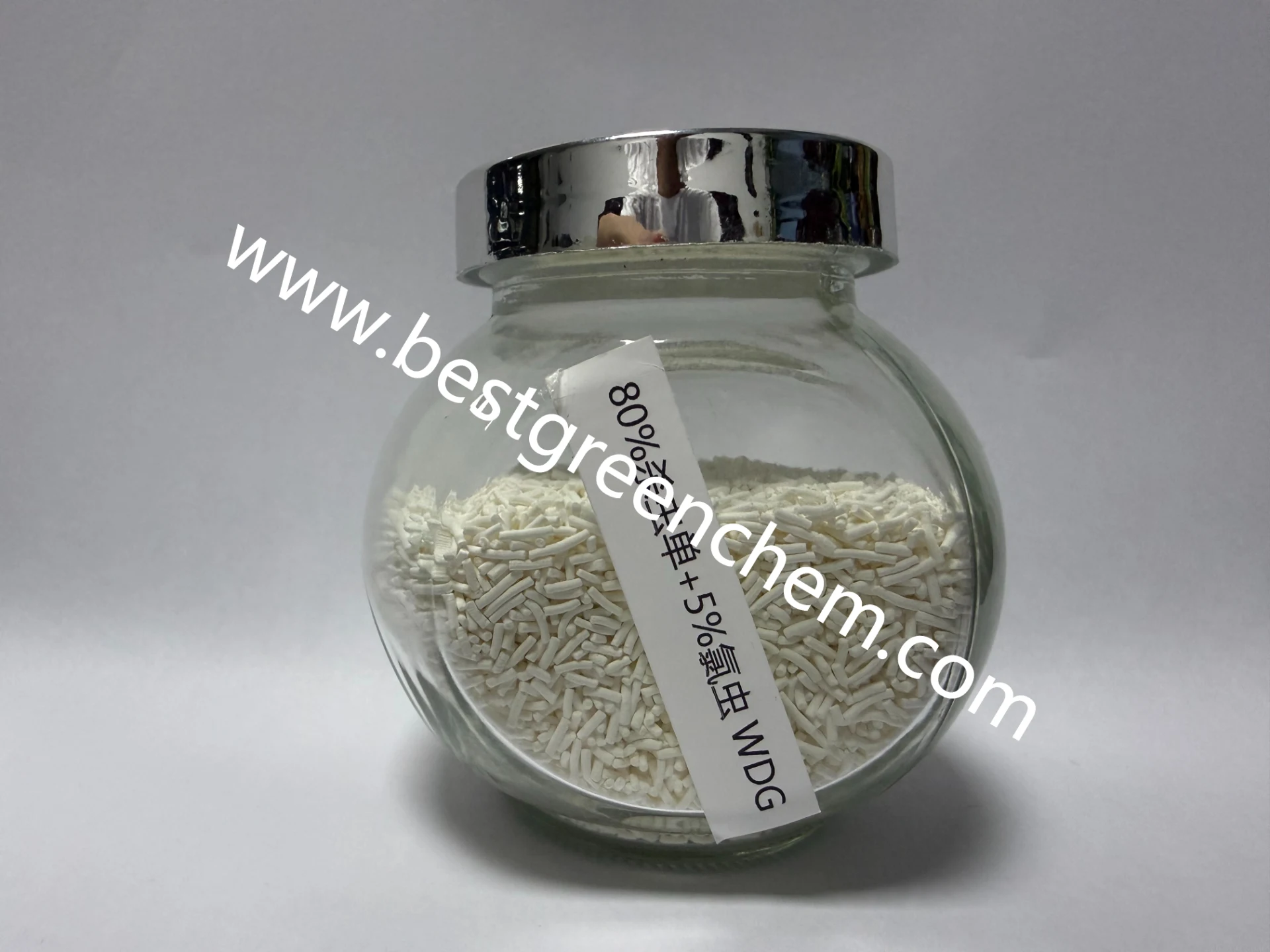 Insecticide monochloroparasi 1